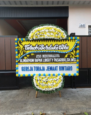 Papan Bunga Duka di Purba Tua