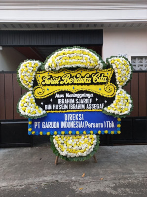 Papan Bunga Duka di Purba Tua